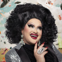 Mona De Grenoble – De la poudre aux yeux<br>5 novembre 2026